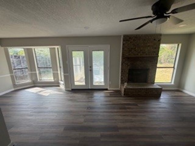 2321 May Lane, Grand Prairie, TX 75050