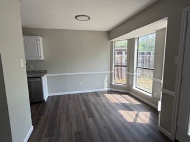 2321 May Lane, Grand Prairie, TX 75050