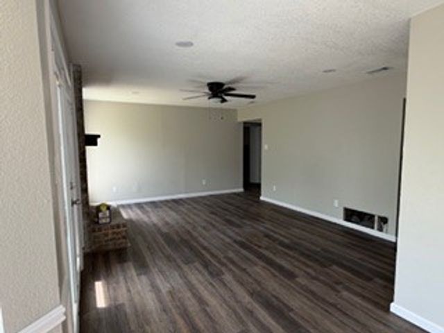 2321 May Lane, Grand Prairie, TX 75050