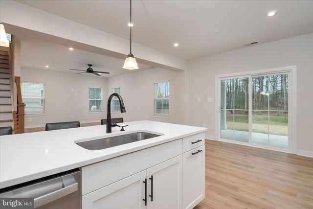 717 PATHFINDER CIR, Grasonville, MD 21638