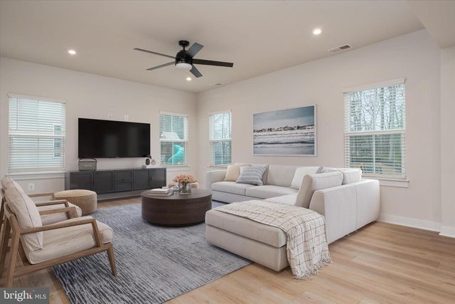 717 PATHFINDER CIR, Grasonville, MD 21638