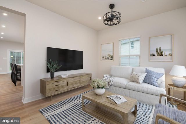 717 PATHFINDER CIR, Grasonville, MD 21638