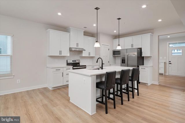 717 PATHFINDER CIR, Grasonville, MD 21638