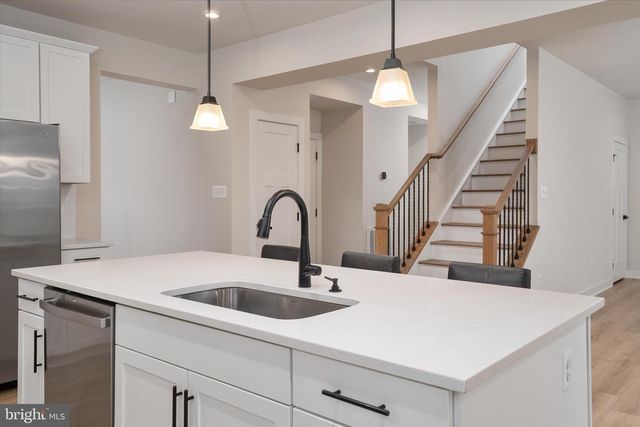 717 PATHFINDER CIR, Grasonville, MD 21638