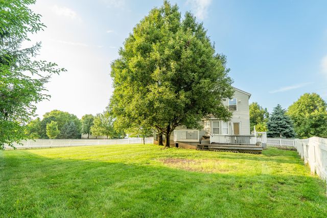10 Wrens Nest Court, Pataskala, OH 43062