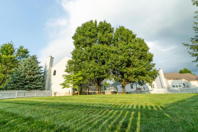 10 Wrens Nest Court, Pataskala, OH 43062
