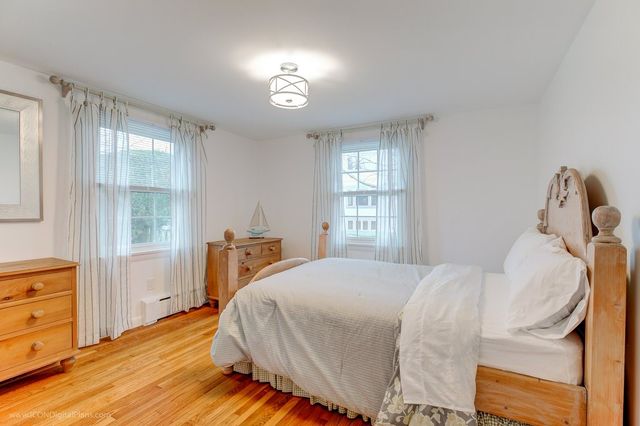 569 Turner Road, Middletown, RI 02842