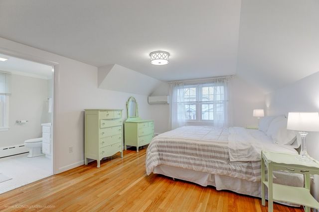 569 Turner Road, Middletown, RI 02842