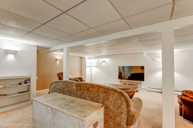 569 Turner Road, Middletown, RI 02842