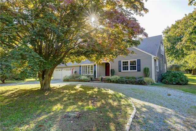 569 Turner Road, Middletown, RI 02842