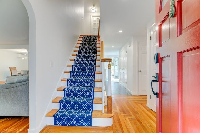 569 Turner Road, Middletown, RI 02842