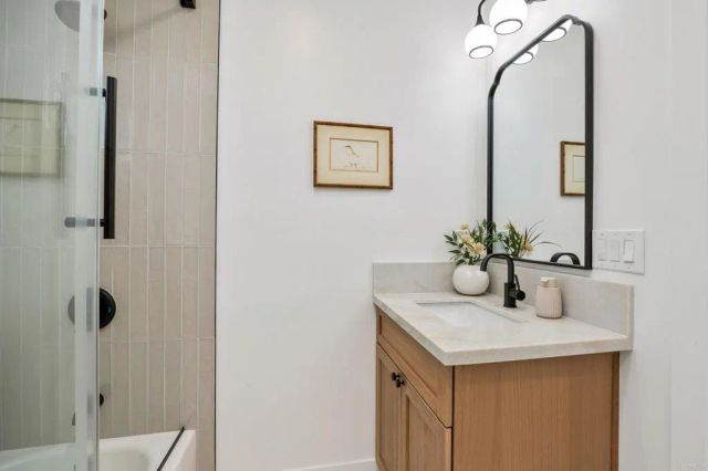 426 S Nevada Street, Oceanside, CA 92054