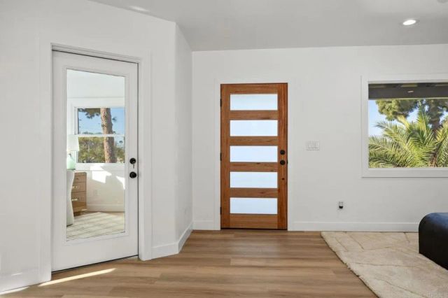 426 S Nevada Street, Oceanside, CA 92054