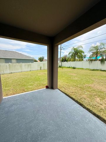 1982 SW GUERNSEY Street, Port St. Lucie, Port St Lucie, FL 34987