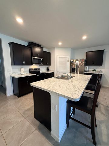 1982 SW GUERNSEY Street, Port St. Lucie, Port St Lucie, FL 34987