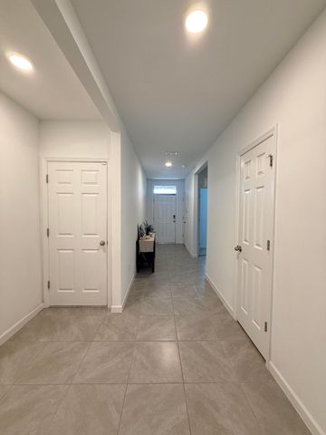 1982 SW GUERNSEY Street, Port St. Lucie, Port St Lucie, FL 34987