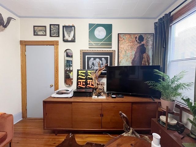 223 Paris Street 1, Boston, MA 02128