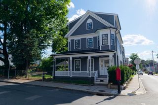31 Old Morton St, Boston, MA 02126