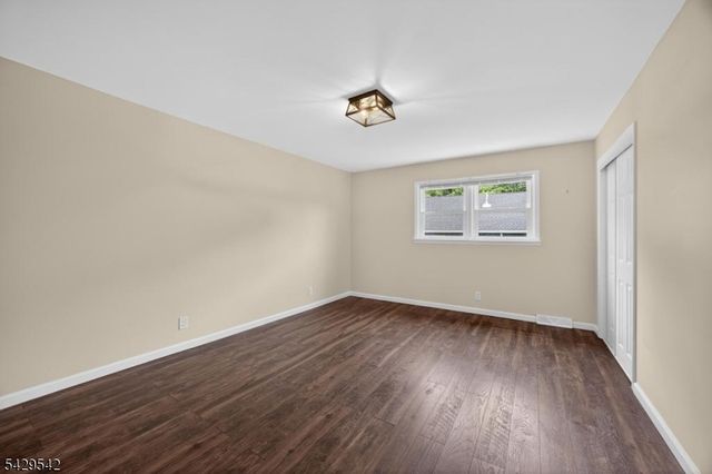 34 Nestor St, Franklin Boro, NJ 07416