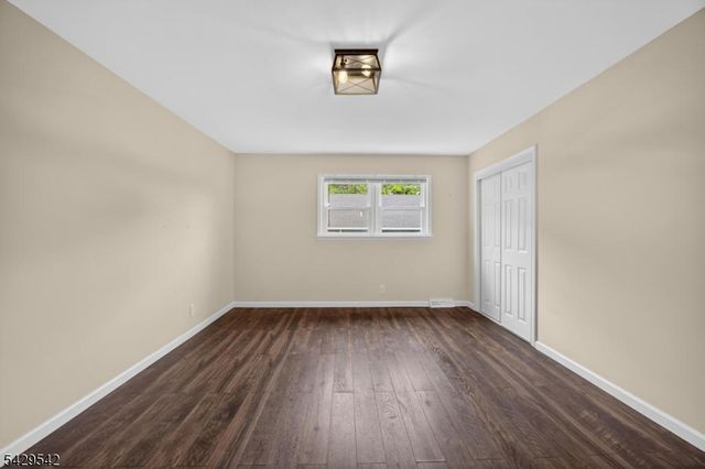 34 Nestor St, Franklin Boro, NJ 07416