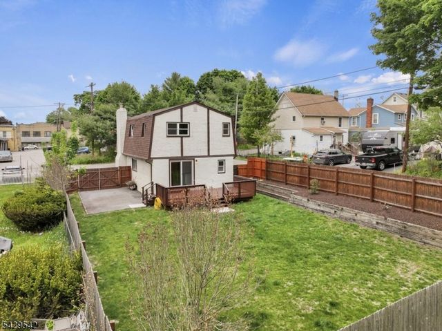 34 Nestor St, Franklin Boro, NJ 07416