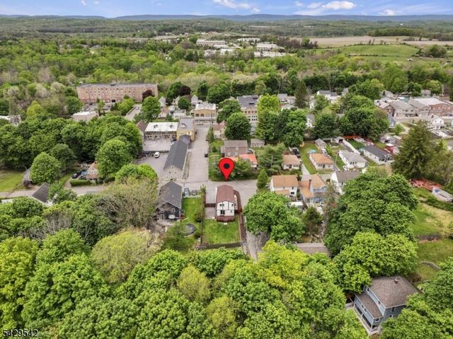 34 Nestor St, Franklin Boro, NJ 07416
