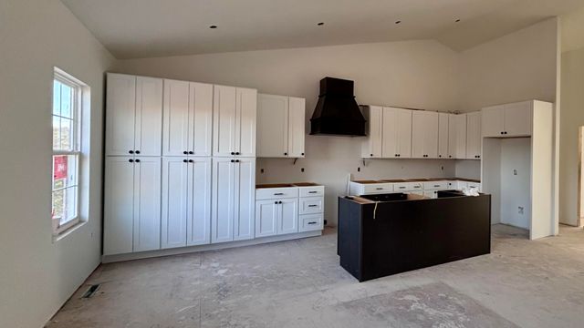 484 Greenbrier Dr Lot 39, Hollister, MO 65672