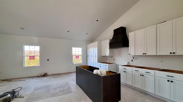 484 Greenbrier Dr Lot 39, Hollister, MO 65672