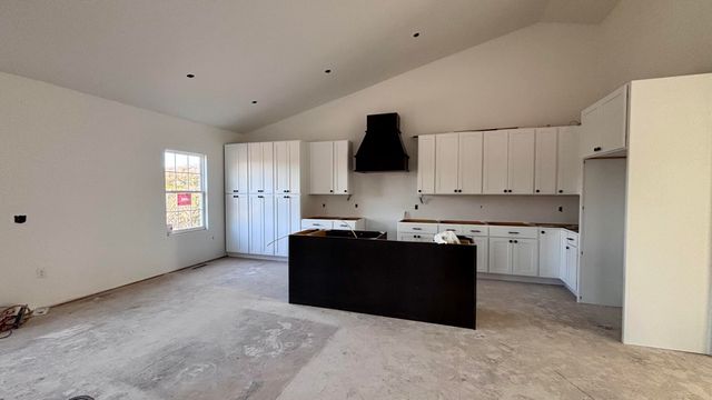 484 Greenbrier Dr Lot 39, Hollister, MO 65672