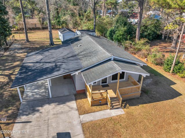 103 N Thompson Street, Whiteville, NC 28472