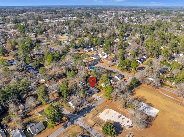 103 N Thompson Street, Whiteville, NC 28472