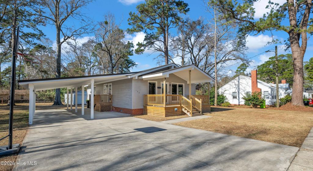 103 N Thompson Street, Whiteville, NC 28472