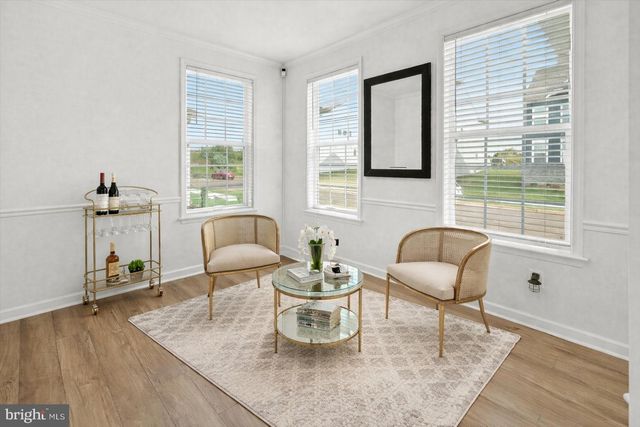 227 HOLLY SPRINGS DR, Charles Town, WV 25414