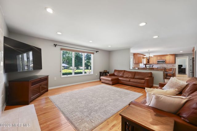 26 Miro Circle, Marlboro, NJ 07746