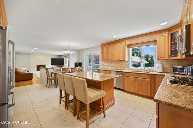 26 Miro Circle, Marlboro, NJ 07746