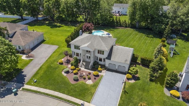 26 Miro Circle, Marlboro, NJ 07746