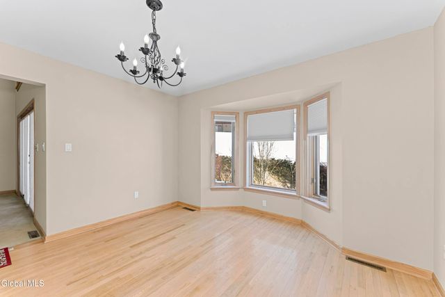 3 Pine Ridge Road, Saratoga Springs, NY 12866