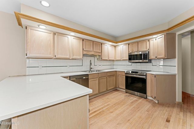 3 Pine Ridge Road, Saratoga Springs, NY 12866