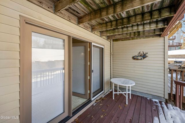 3 Pine Ridge Road, Saratoga Springs, NY 12866