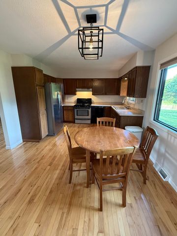 11229 W Snows Lake Road, Greenville, MI 48838