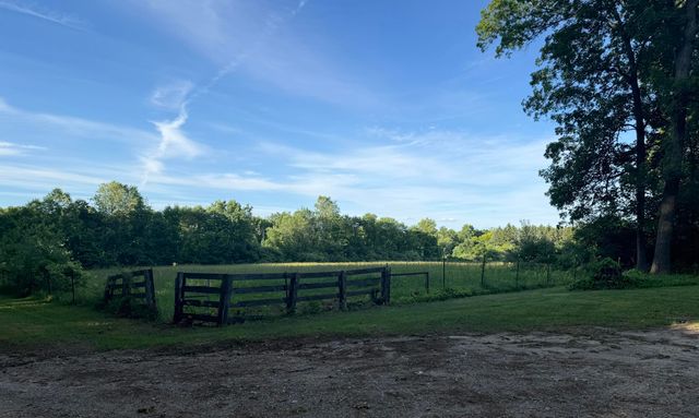 11229 W Snows Lake Road, Greenville, MI 48838