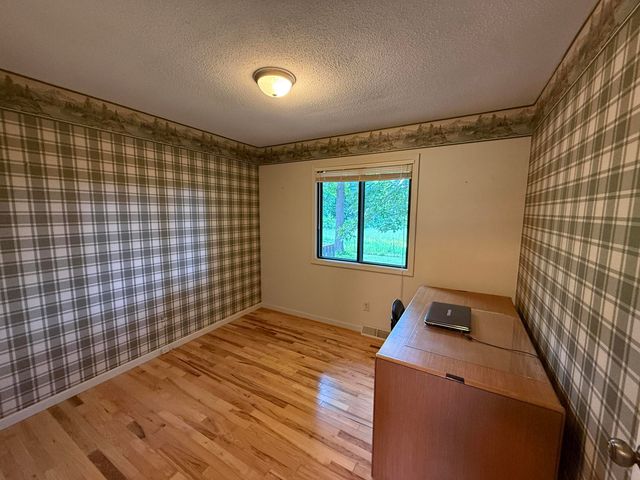 11229 W Snows Lake Road, Greenville, MI 48838