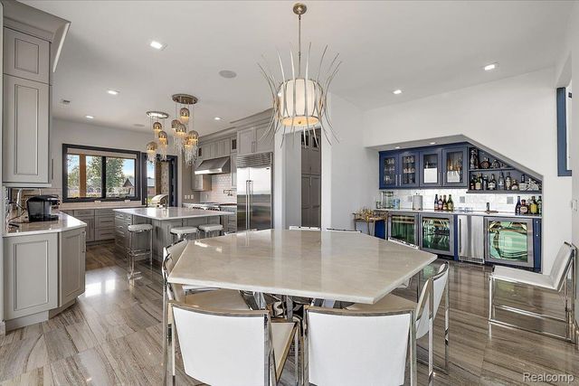 8349 Dixie Highway, Ira Township, MI 48023