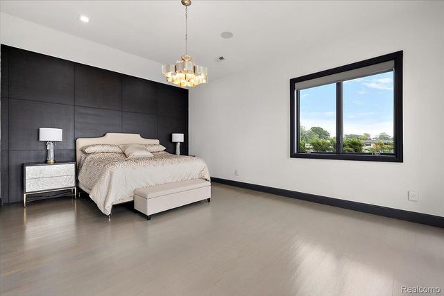 8349 Dixie Highway, Ira Township, MI 48023