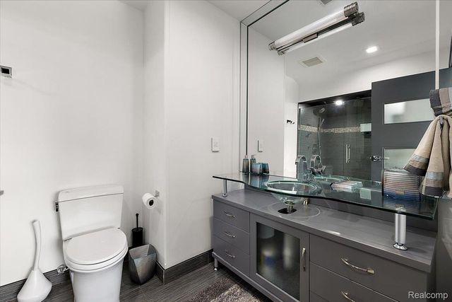 8349 Dixie Highway, Ira Township, MI 48023