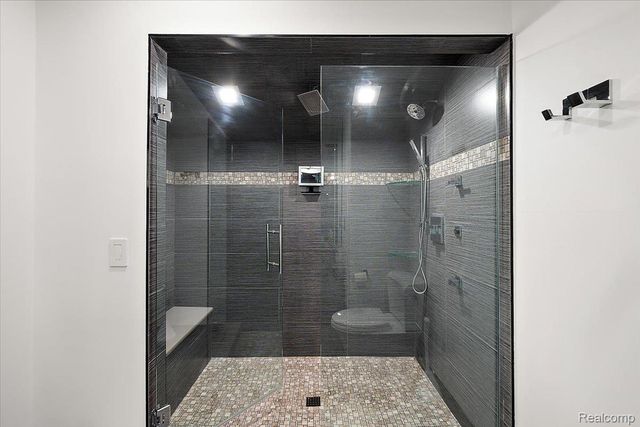 8349 Dixie Highway, Ira Township, MI 48023