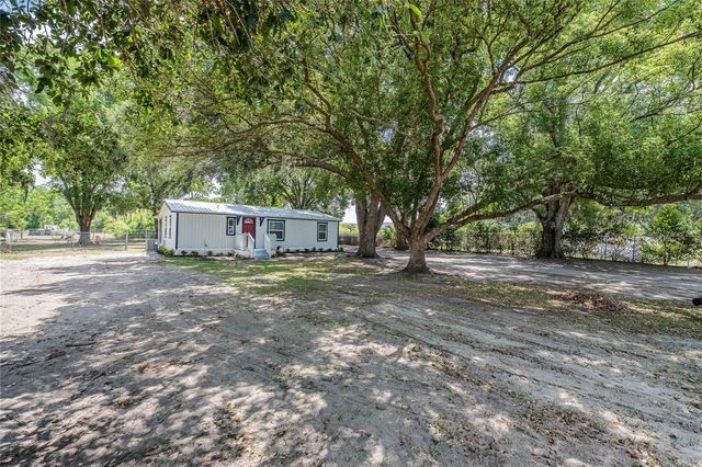 5220 SPRING CREEK DR, Lakeland, FL 33811