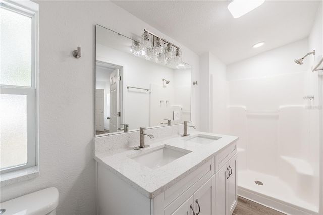 5220 SPRING CREEK DR, Lakeland, FL 33811