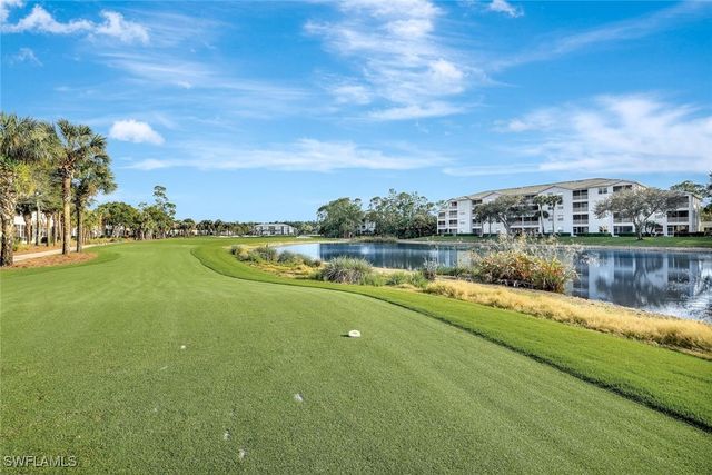 3972 Bishopwood CT E 2-203, Naples, FL 34114