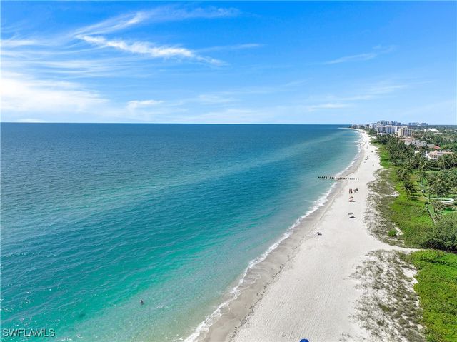 3972 Bishopwood CT E 2-203, Naples, FL 34114